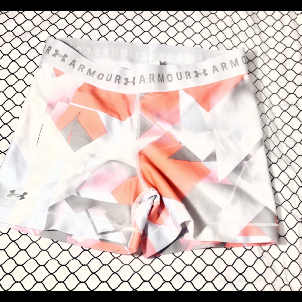 Under amour shorts geometric pattern